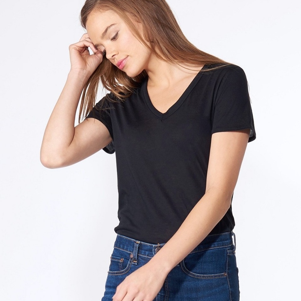 NWT Veronica Beard Black V-Neck T-Shirt XS